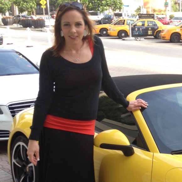 Meet your Posher, Kristine - Picture 1 of 1